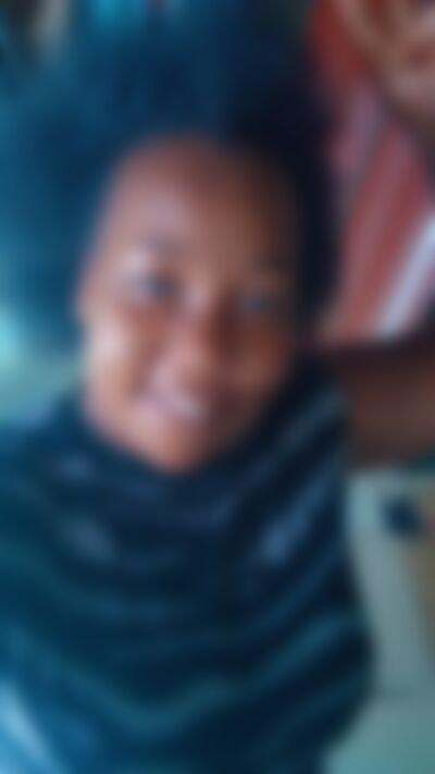 Single alica from Kampala