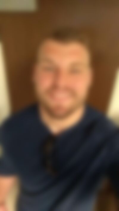 Single leoiswaiting from Houston