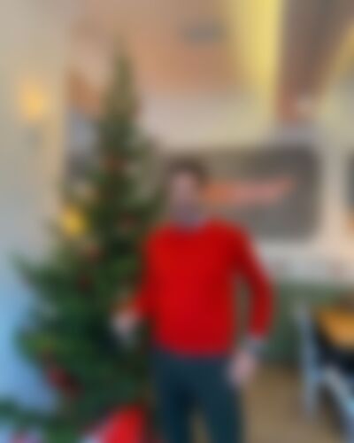 Single Frederick from Queens