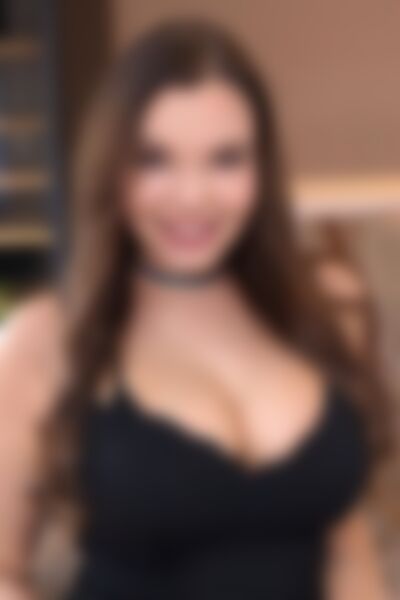 Single Sofialee2 from Saline