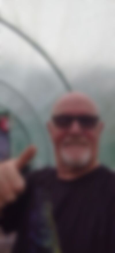 Single Nick65 from Worcester