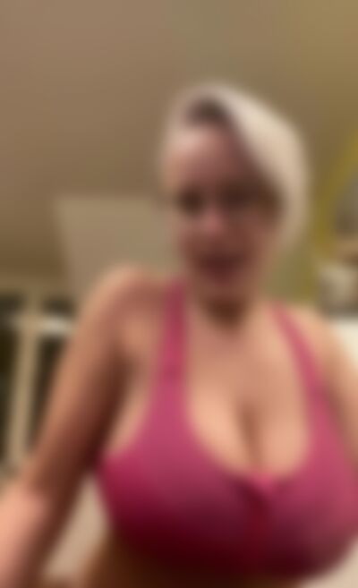 Single Felicityharrington12 from Los Angeles