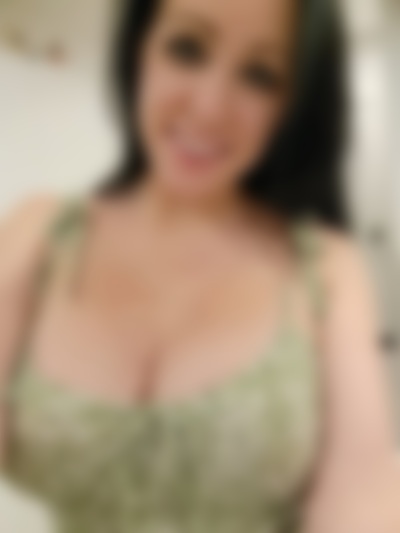 Single Dianne from Jacksonville