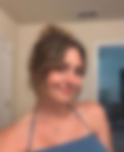 Single lily252 from Virginia Beach