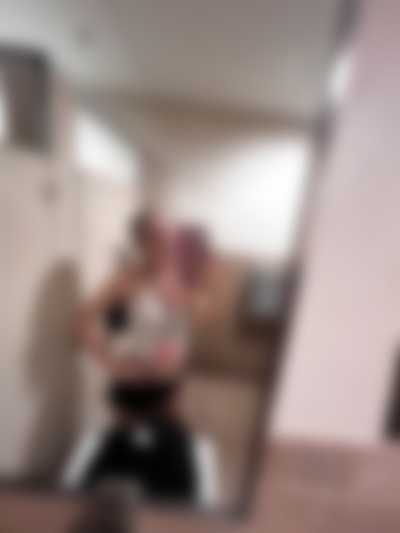 Single clairefinney from Gulf Breeze