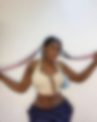Single rahina from Accra