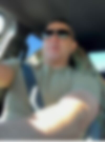 Single rossmilborn353 from Los Angeles