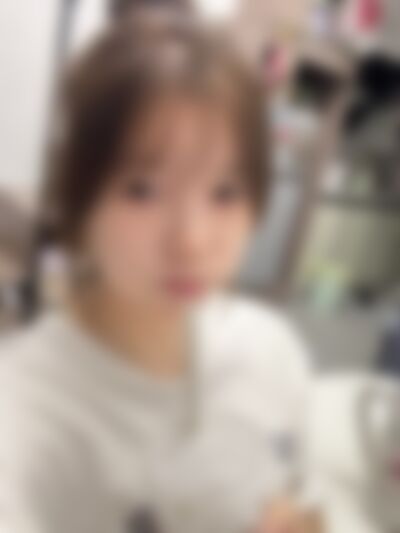 Single Luna4165 from New York
