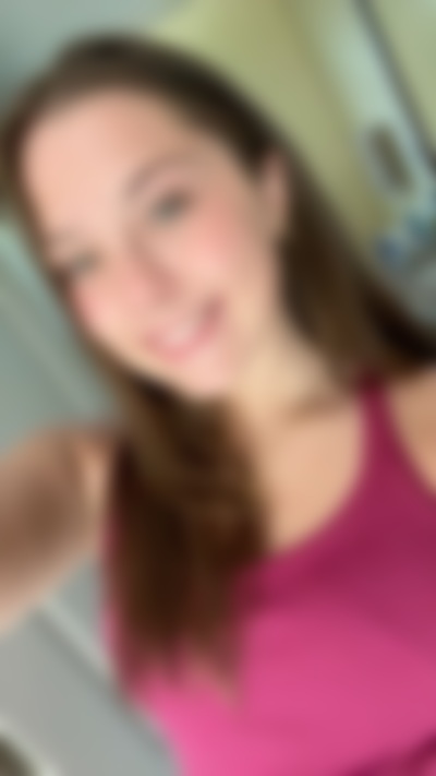 Single Ellen_z from Toronto