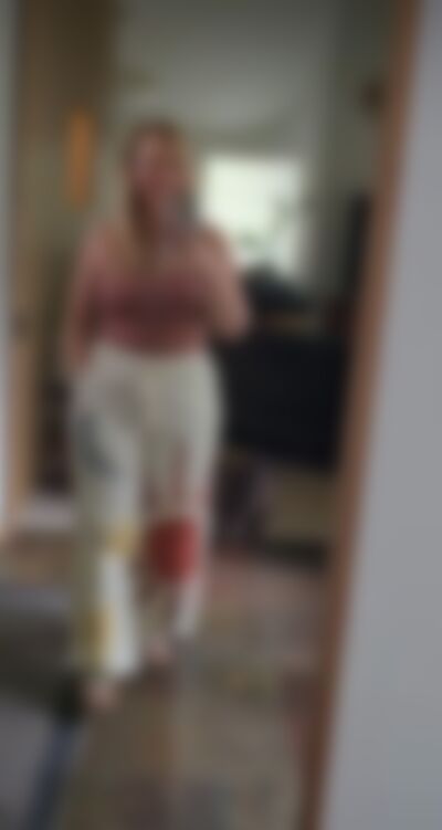 Single Julietta from New York
