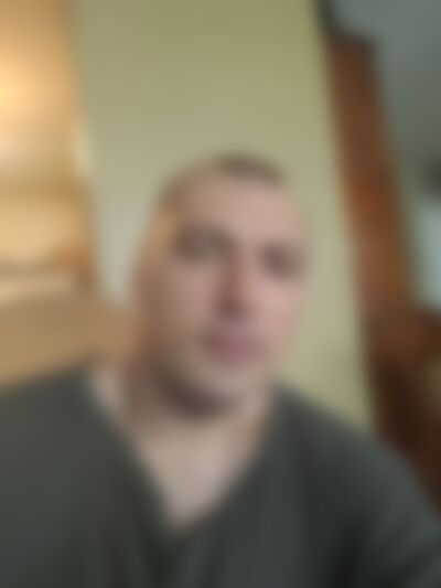 Single Superdude from Toronto