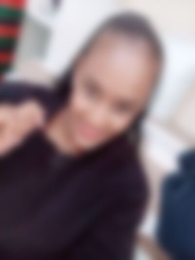 Single Anitah from Nairobi