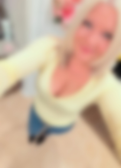 Single Barbiegrace from Los Angeles