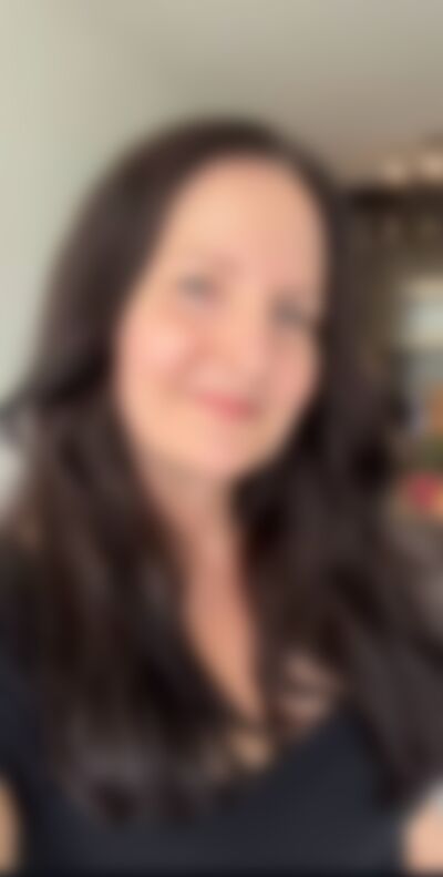 Single Annette from Brisbane
