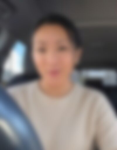 Single SarahLokk from Melbourne