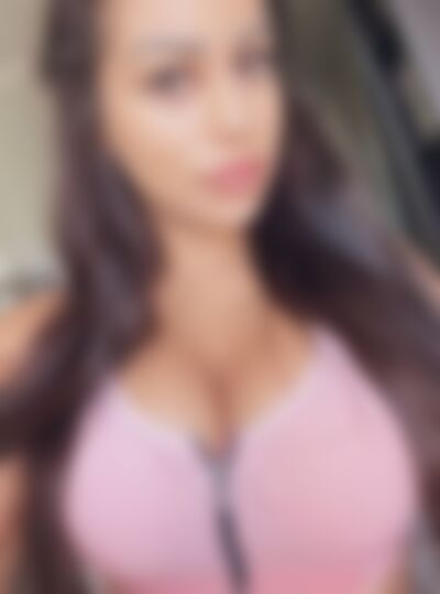 Single LisaLavon12 from New York