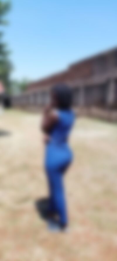 Single Suzanna from Kampala