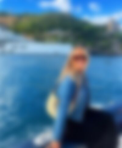 Single Charlotte from Sydney