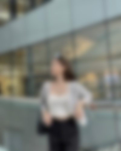 Single Amyyyoung from New York