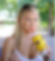 Single christina001 from Yonkers