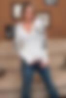 Single danealves from Roanoke