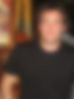 Single smillylarry from Santa Ana