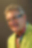 Single kingbrown from Hollywood