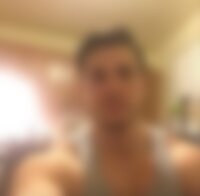 Single derrick88 from Vancouver