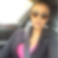 Single Sizeless_Queen from Thousand Oaks