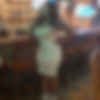 Single nikiarenee from Madison